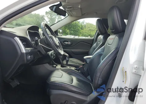 2014 Jeep Cherokee Trailhawk из США, поврежденный, VIN 1C4PJMBS5EW111360